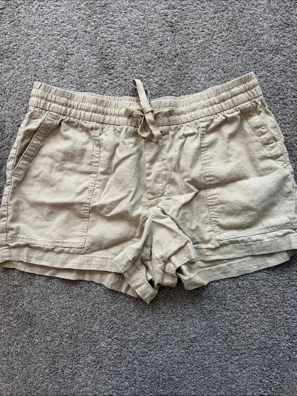 GAP Women's Drawstring Casual Athletic Shorts in Beige
